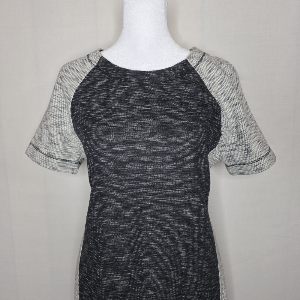 Lou & Grey Colorblock Gray Knit Knee Length Dress Size Small - Picture 4 of 7